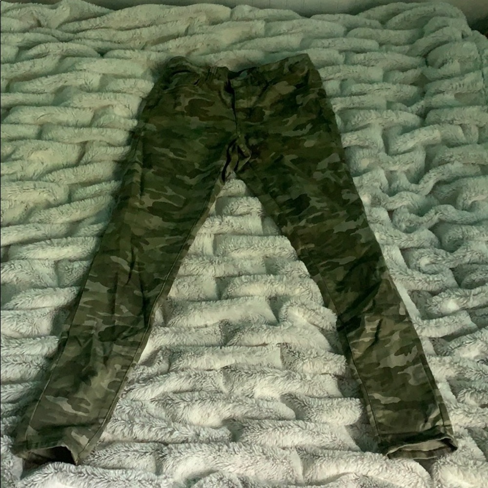 Army green jegging jeans